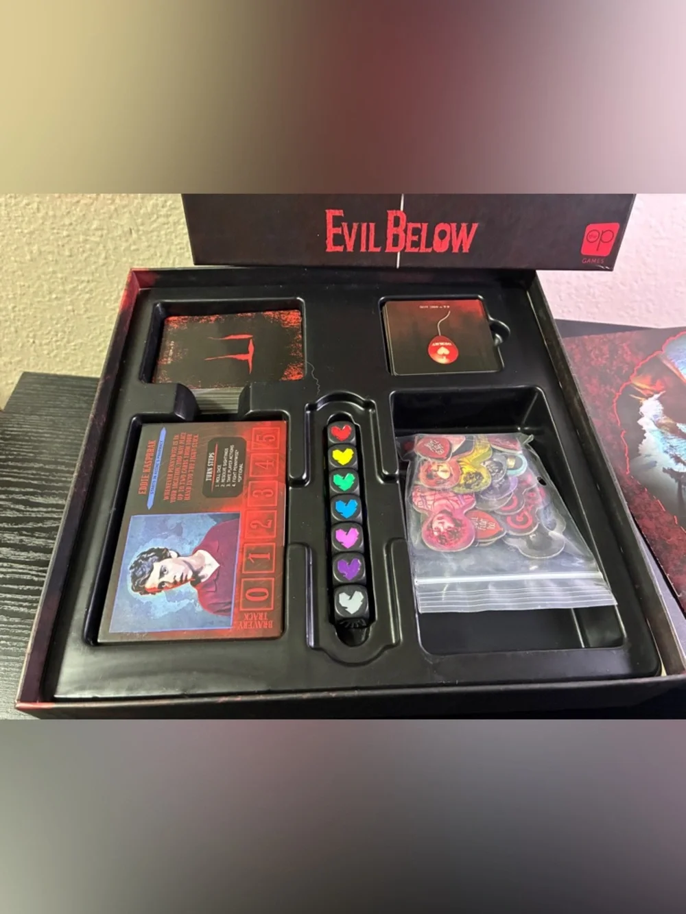 Evil Below Board Game IT Stephen King Pennywise Halloween Party 100% Complete